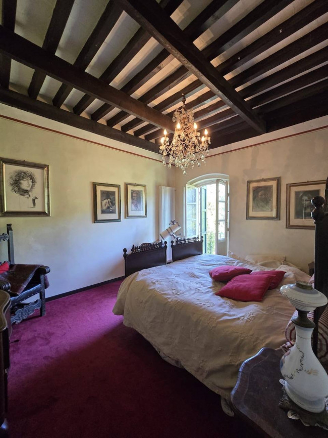 Villa for sale in Lucca