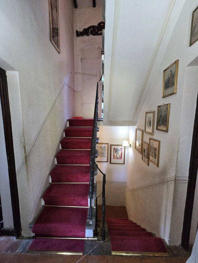 Villa for sale in Lucca
