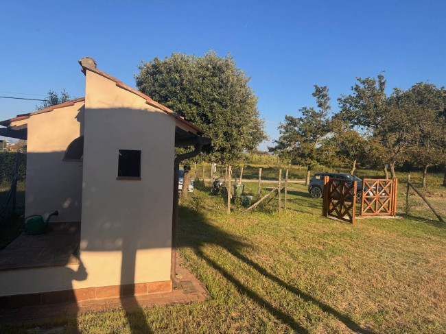 Casale in vendita a Viareggio