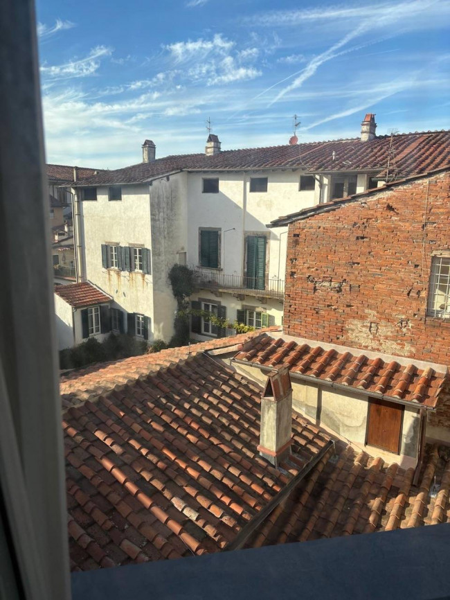 Appartamento in vendita a Lucca