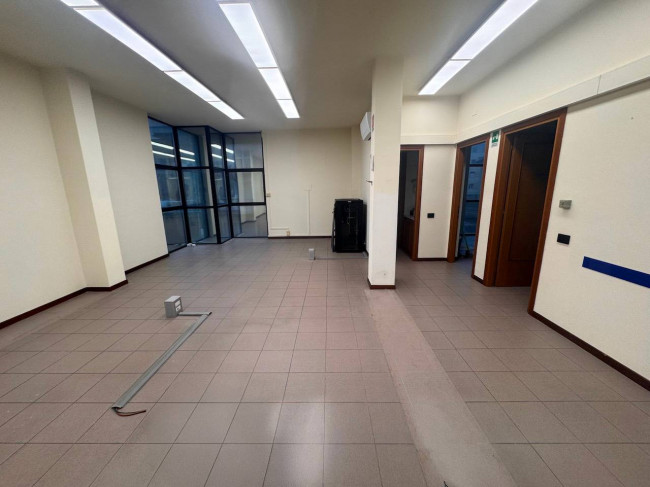 Study/Office for sale in Lucca