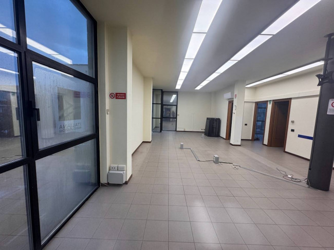 Study/Office for sale in Lucca