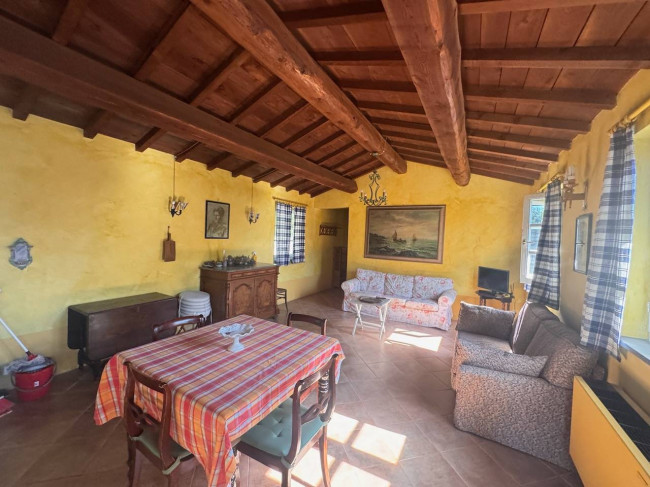 Casale in affitto a Lucca