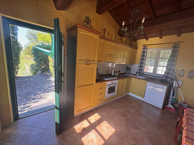 Casale in affitto a Lucca