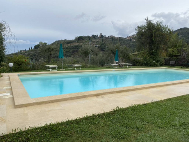 Casale in vendita a Massarosa