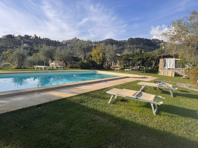 Casale in vendita a Massarosa