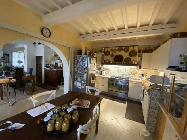 Casale in vendita a Massarosa