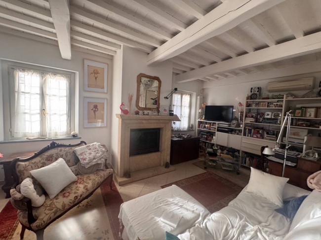 Casale in vendita a Massarosa