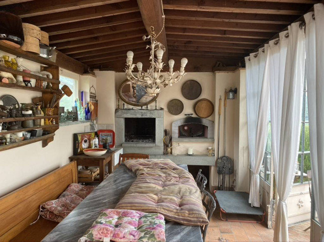 Casale in vendita a Massarosa