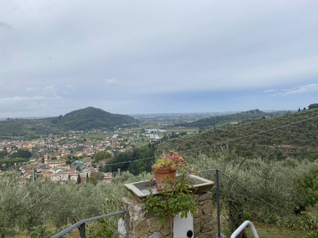 Casale in vendita a Massarosa