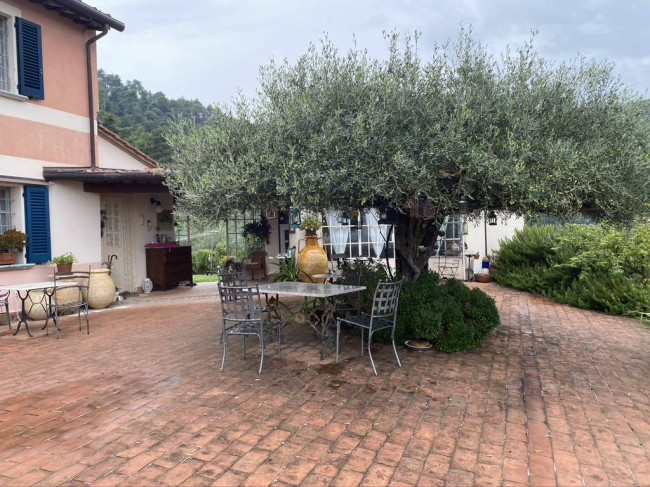 Casale in vendita a Massarosa