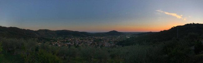 Casale in vendita a Massarosa