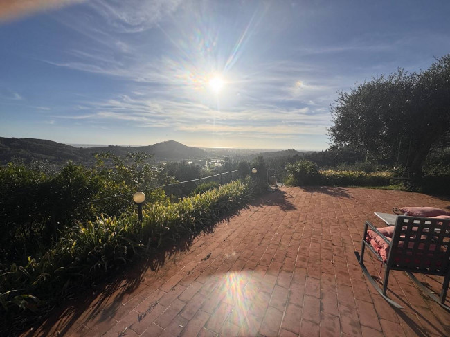 Casale in vendita a Massarosa