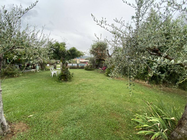 Casale in vendita a Massarosa