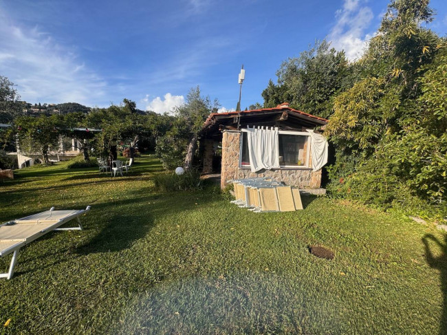 Casale in vendita a Massarosa