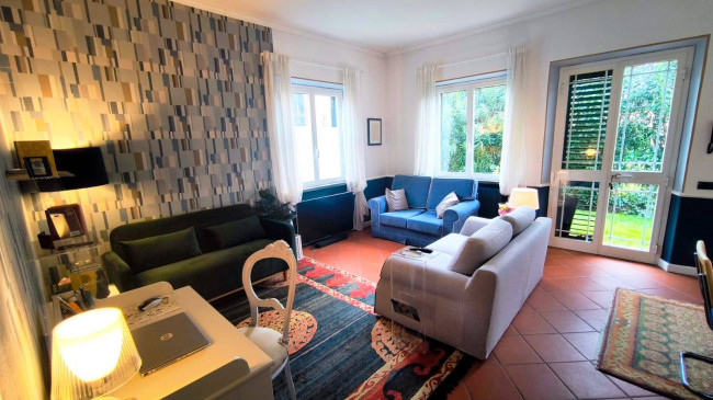 semi-detached house for sale in Lucca