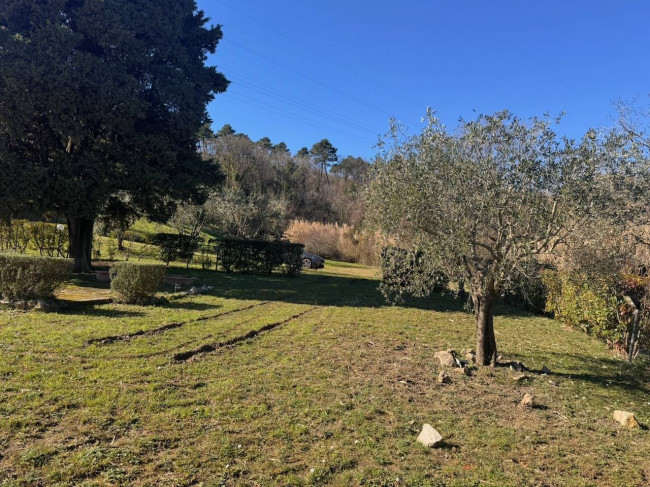 countryhouse for sale in Lucca