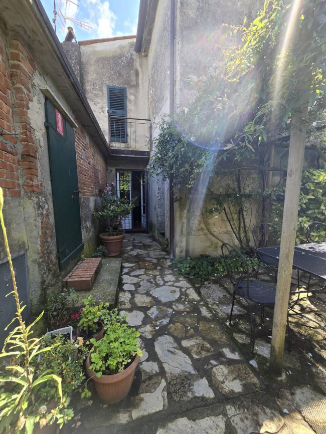 Rustico in vendita a Lucca