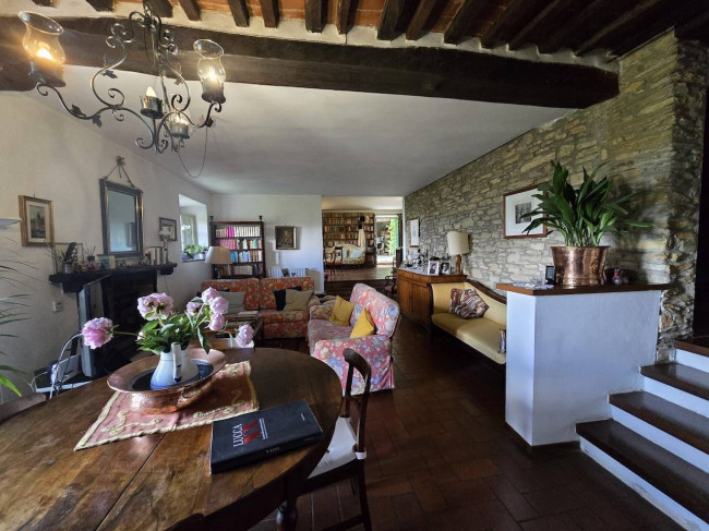Rustico in vendita a Lucca