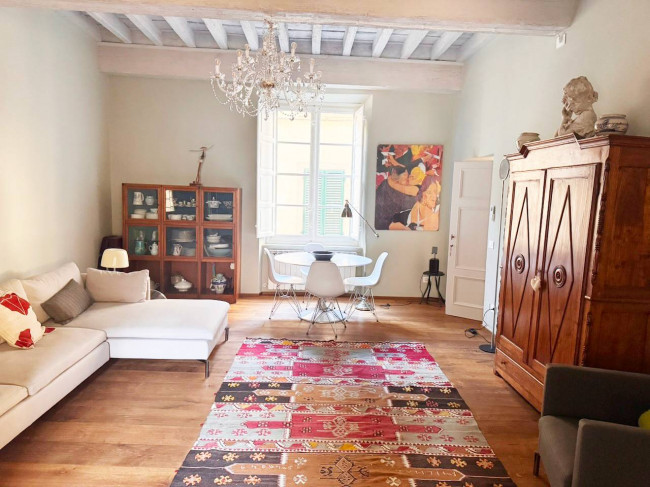 Apartment for sale in Lucca