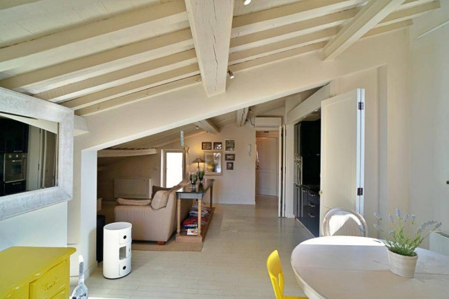 Appartamento in affitto a Lucca