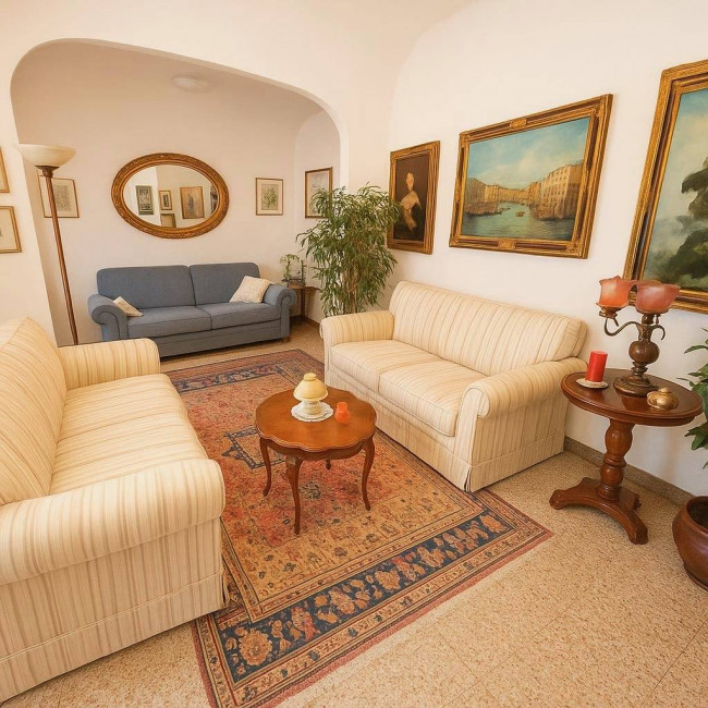 Apartment for sale in Lucca