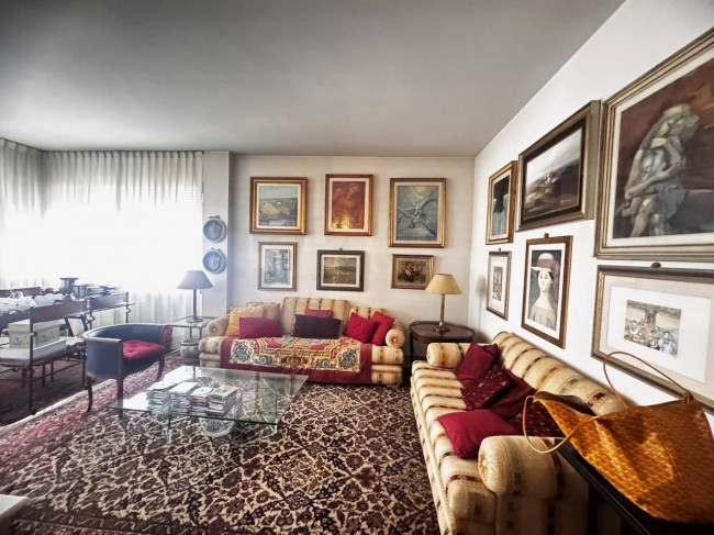 Appartamento in vendita a Camaiore