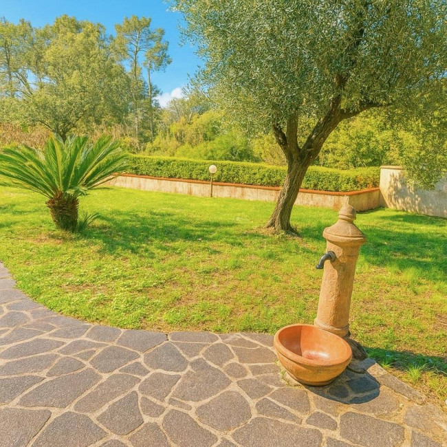 Villa in vendita a Montecarlo