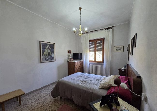 Villa  bifamiliare in vendita a Lucca