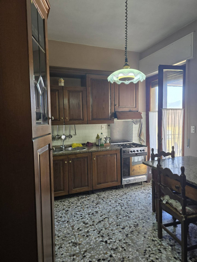 Villa  bifamiliare in vendita a Lucca