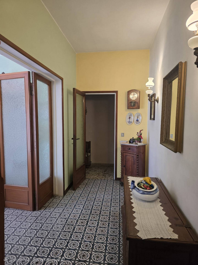 Villa  bifamiliare in vendita a Lucca