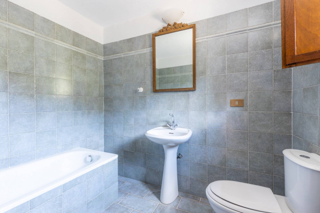 countryhouse for sale in Lucca