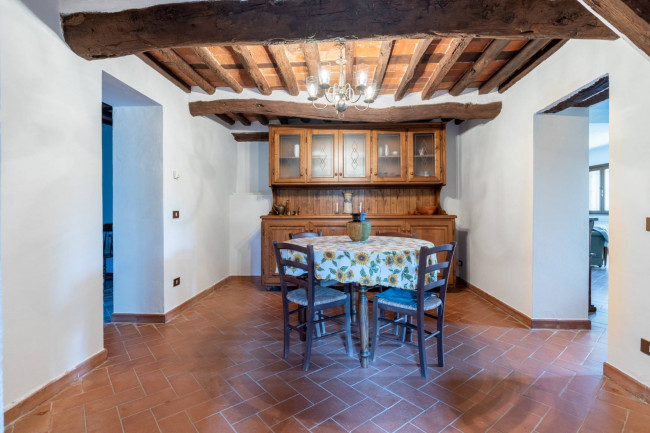 countryhouse for sale in Lucca
