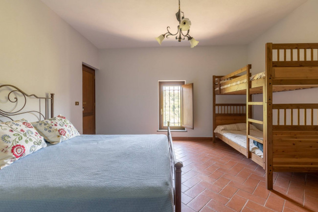 countryhouse for sale in Lucca
