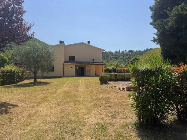 countryhouse for sale in Lucca