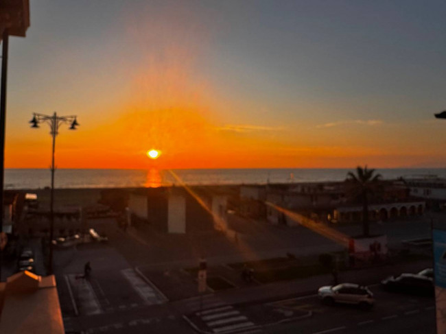 Appartamento in vendita a Viareggio