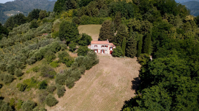 Rustico in vendita a Lucca