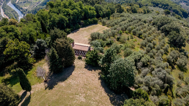 Rustico in vendita a Lucca