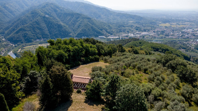 Rustico in vendita a Lucca