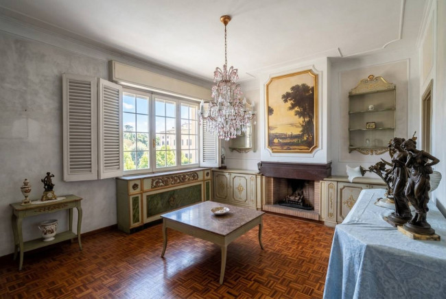 Appartamento in vendita a Lucca