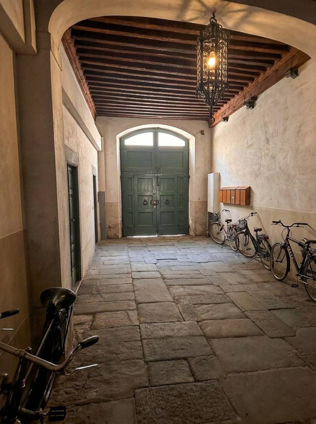 Appartamento in vendita a Lucca