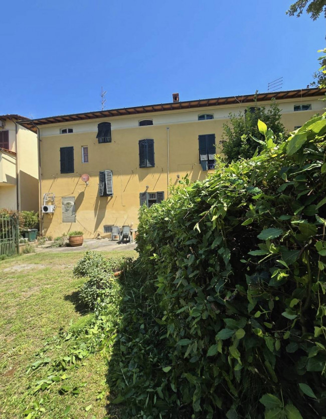 Villette a schiera in vendita a Lucca