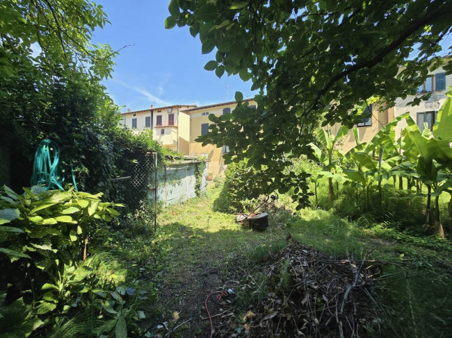 Villette a schiera in vendita a Lucca