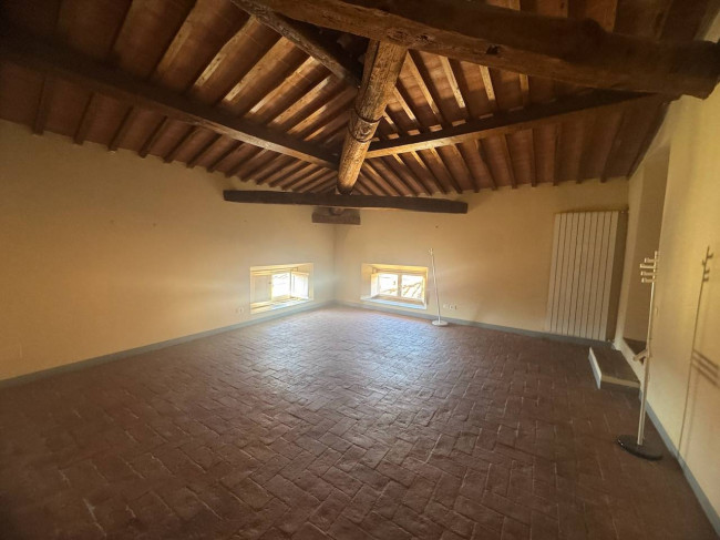 Appartamento in affitto a Lucca