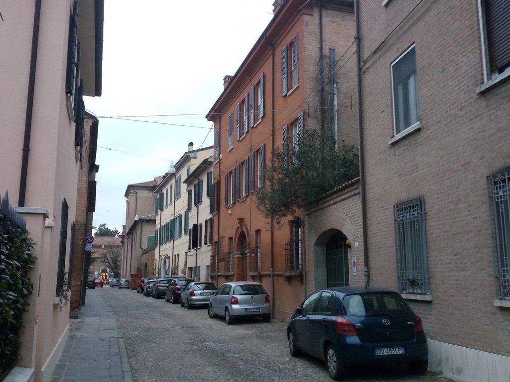  ferrara affitto quart: centro storico immobiliare altavilla di guerriero pierluigi