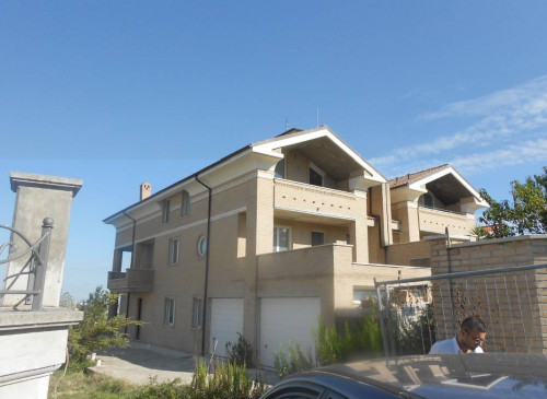 Villa in Vendita a Pescara