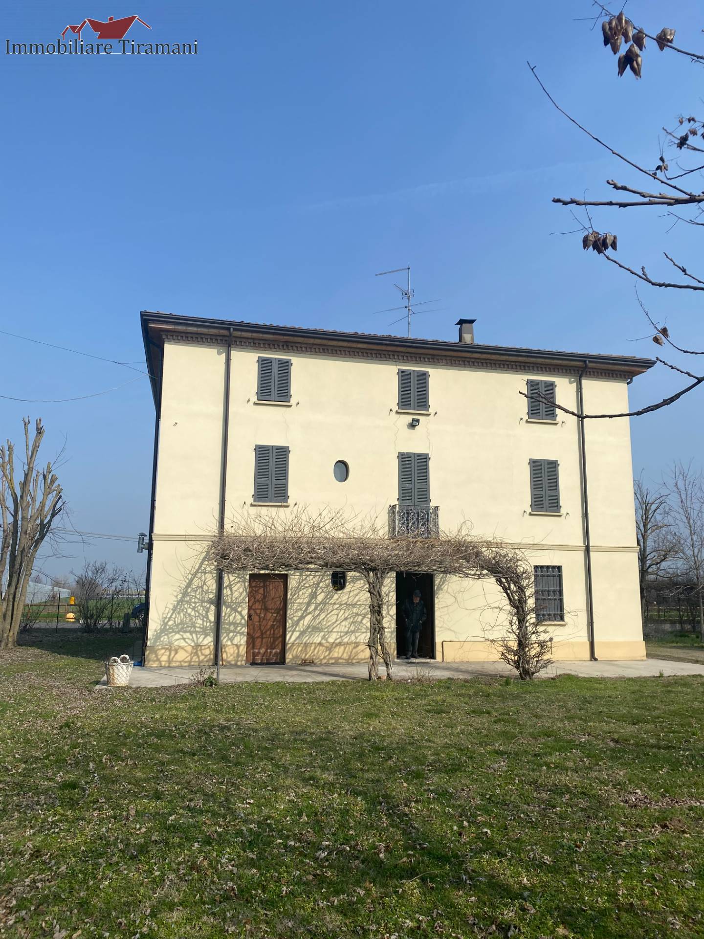 Casa indipendente in Vendita a Piacenza