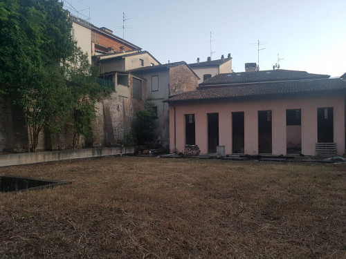 Casa semindipendente in Vendita a Piacenza