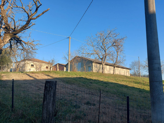 Magazzino in Vendita a Borgonovo Val Tidone