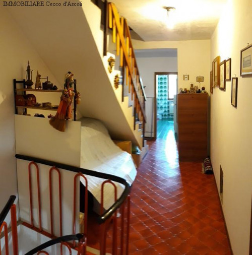 Casa indipendente in vendita a Civitella Del Tronto (TE)